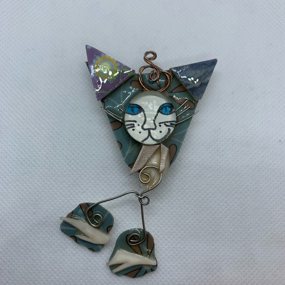 handmade cute cat broach